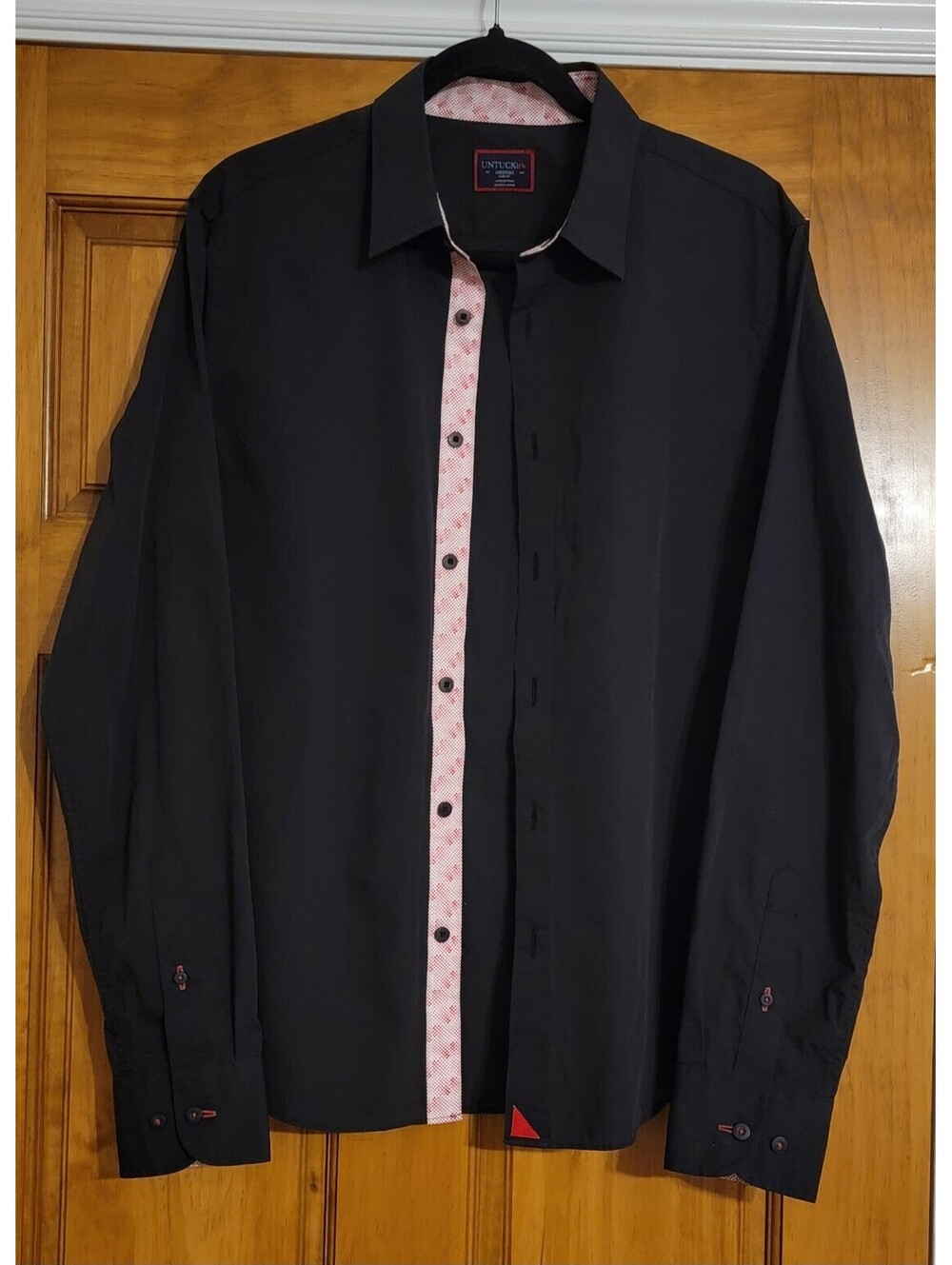 Untuckit Mens Shirt Med Black Red Cotton Preppy Office Workwear Casual Button Up